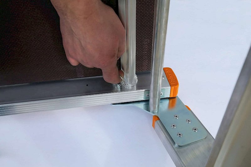 Layher Arbeitsplattform 1065 Schnellverschlüsse