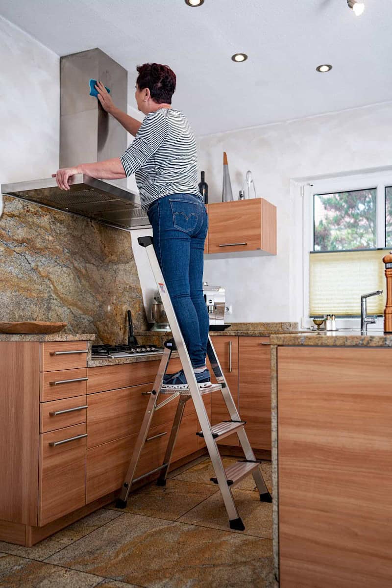 Krause Monto Stehleiter Safety PlusLine 127914 - Einsatzbeispiel 3