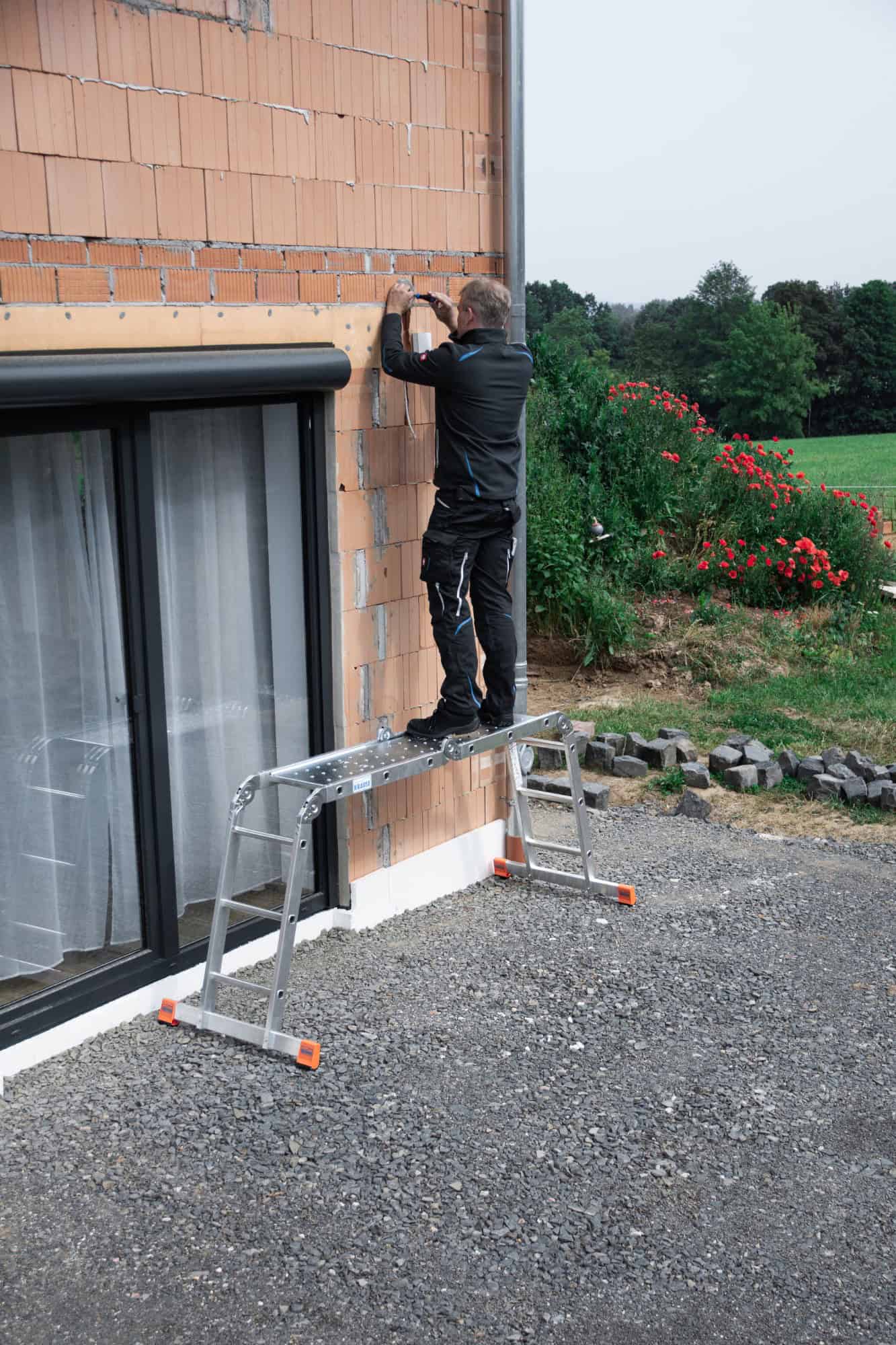 Krause Monto Gelenkleiter Multimatic 4 x 3 Sprossen 120687 - Einsatzbeispiel 2