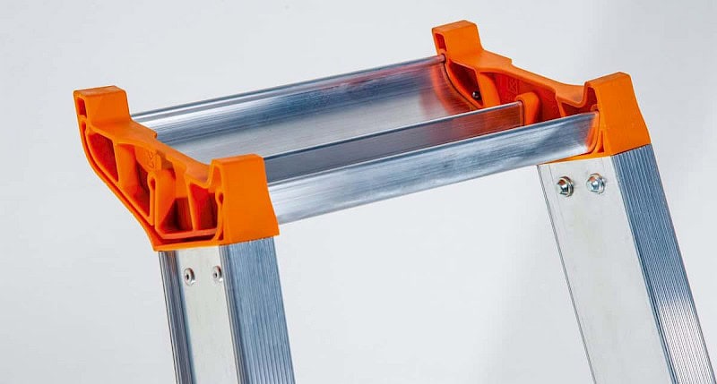 Layher Stufenstehleiter 1064 Detail Ablageschale